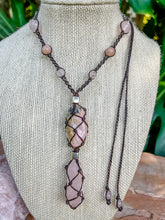 Load image into Gallery viewer, Rose Quartz & Rhodonite Necklace