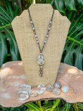Load image into Gallery viewer, Clear Quartz & White Agate Necklace
