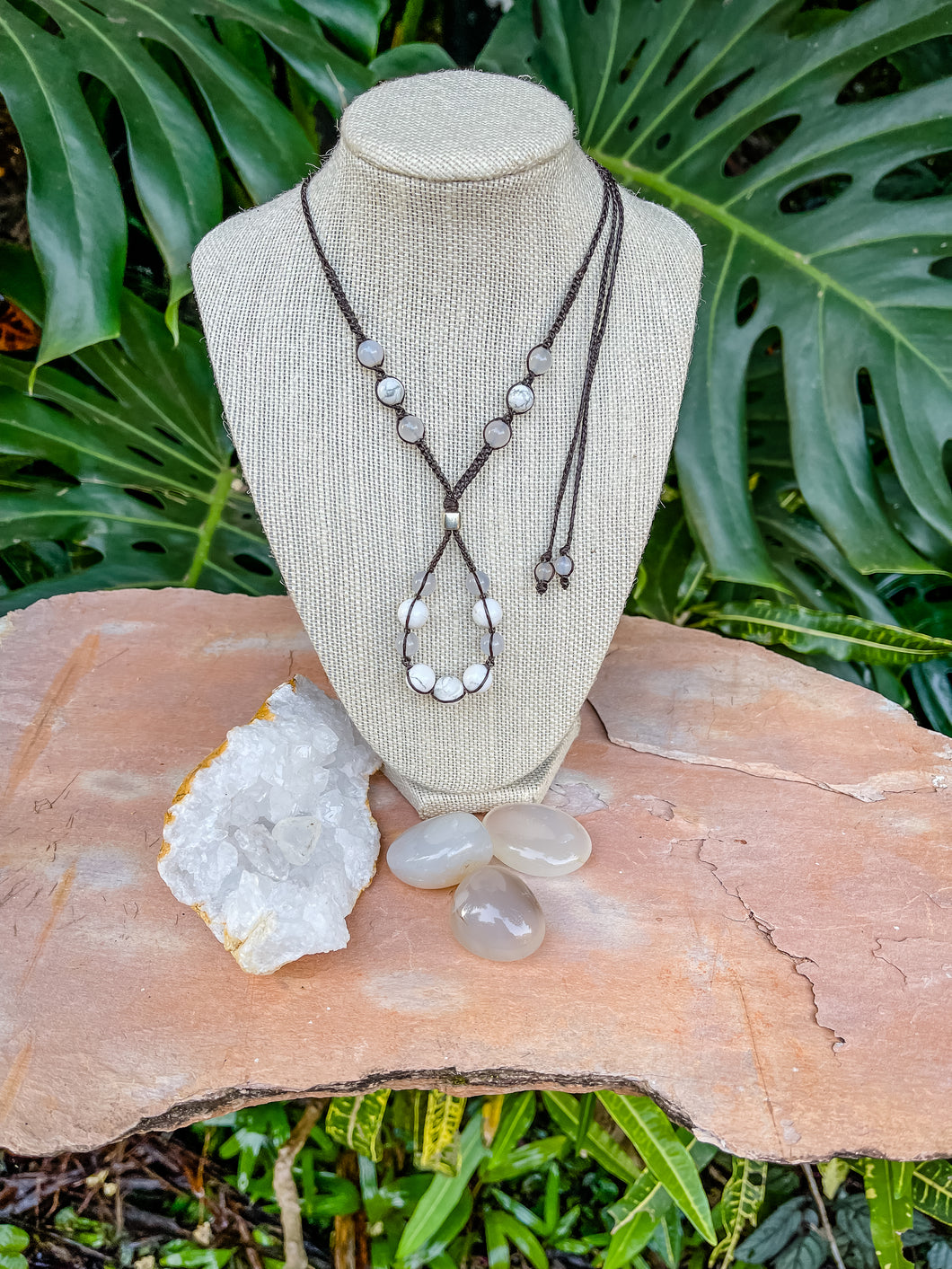 The 9 KNOTS White Howlite & White Agate Necklace